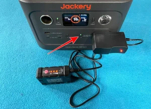 Jackery ポータブル電源 300 Plus